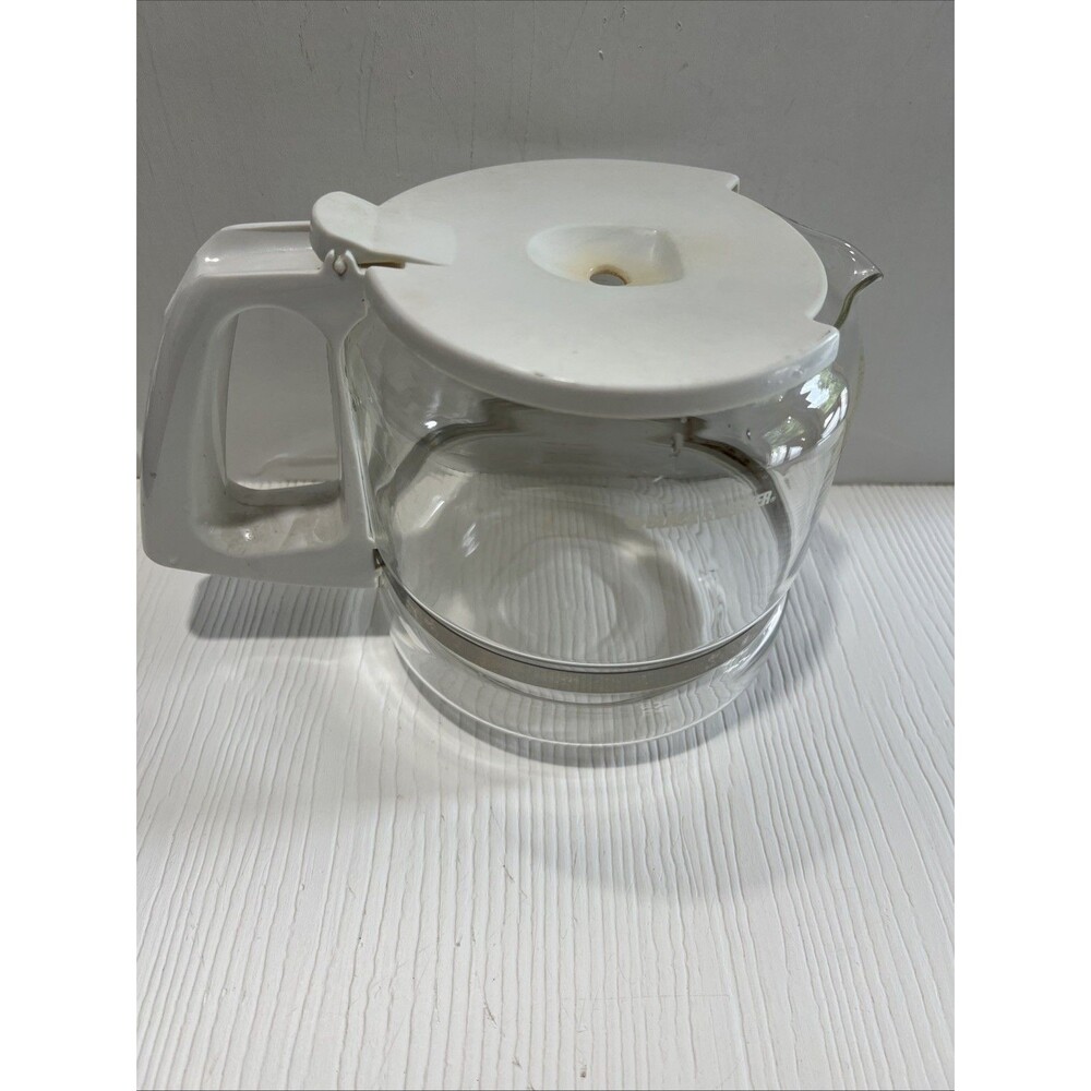 Black & Decker 12-Cup Replacement Carafe ︱White Handle